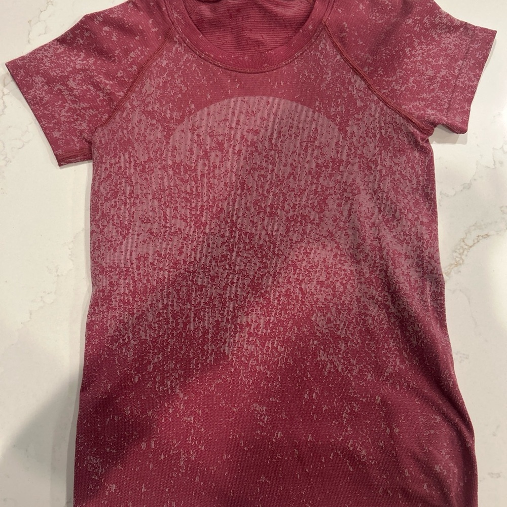 Lululemon Short Sleeve Swiftly Tech